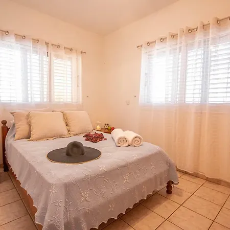 Aigina Two Bedroom No 12 *